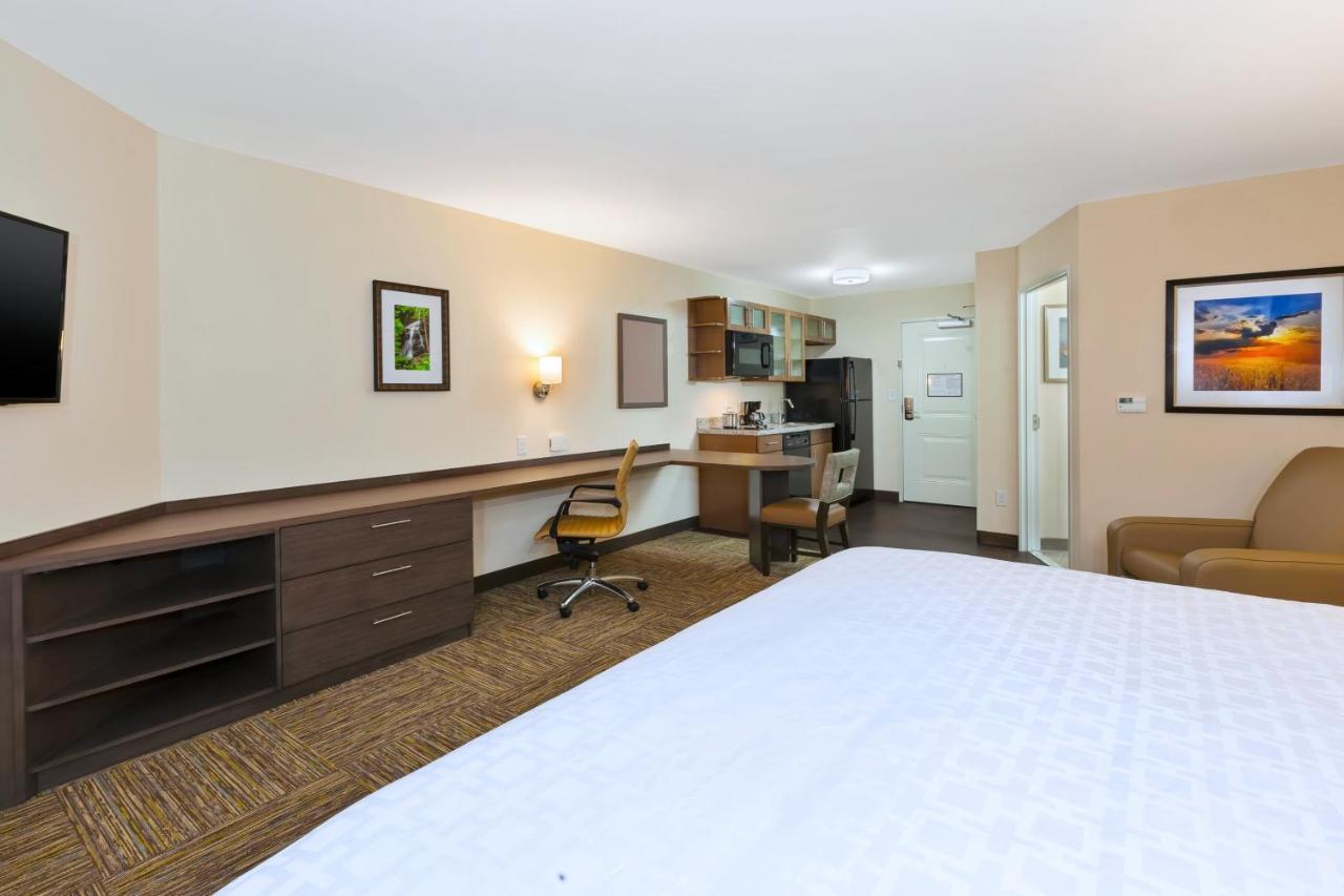 Queen Room - Hearing Accessible - Non-Smoking at Candlewood Suites Louisville - NE Downtown Area by IHG