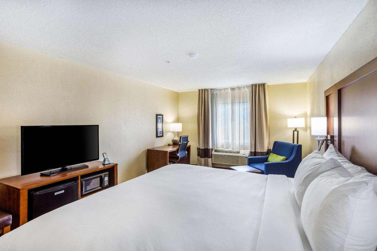 | Comfort Inn Charleston, WV