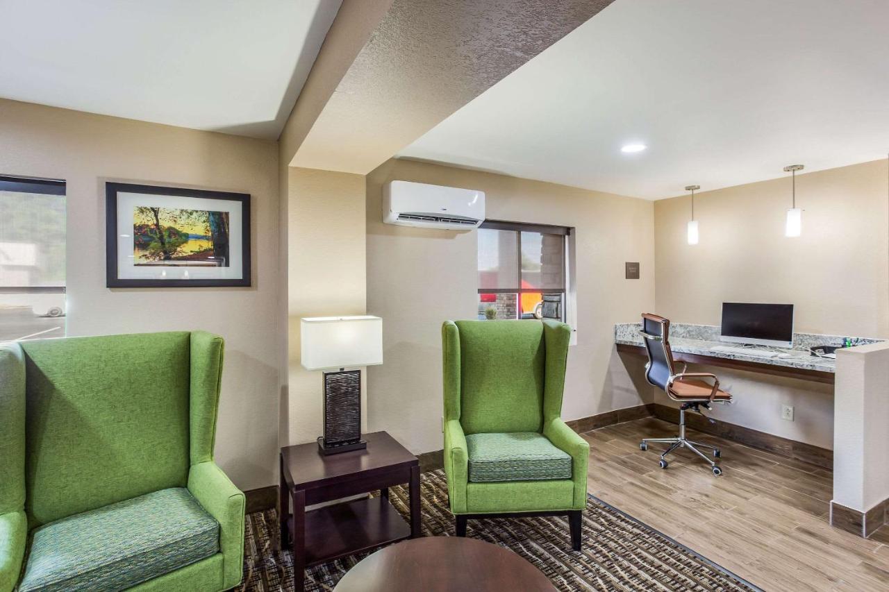 | Comfort Inn Charleston, WV