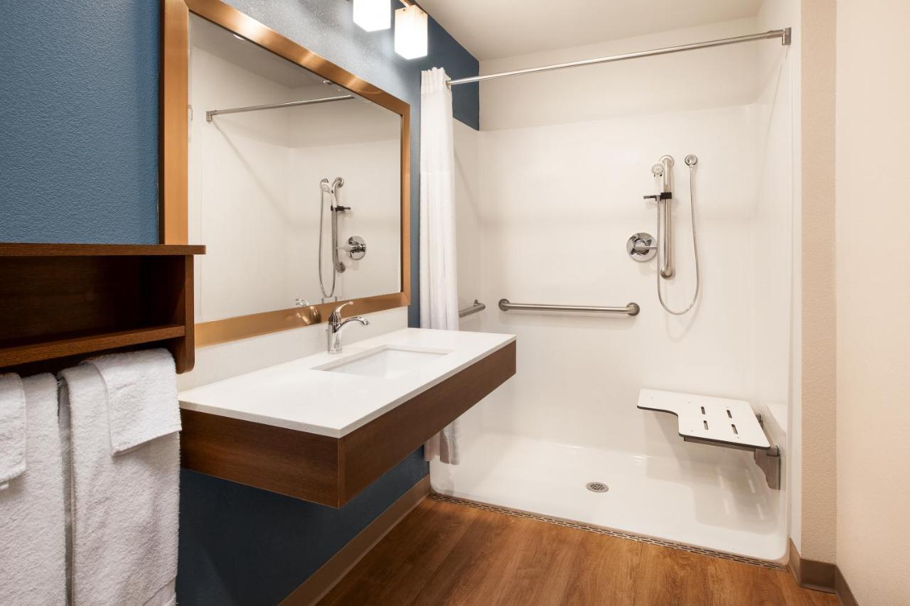 Queen Suite with Roll In Shower - Mobility Accessible/Non Smoking at WoodSpring Suites Washington DC Northeast Greenbelt