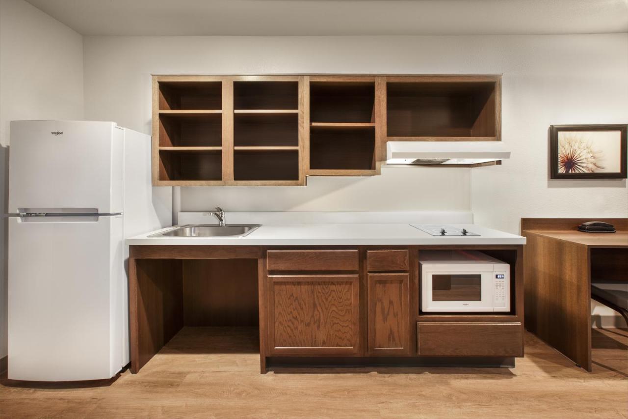 Queen Suite with Accessible Tub - Accessible/Non Smoking at WoodSpring Suites Washington DC Northeast Greenbelt