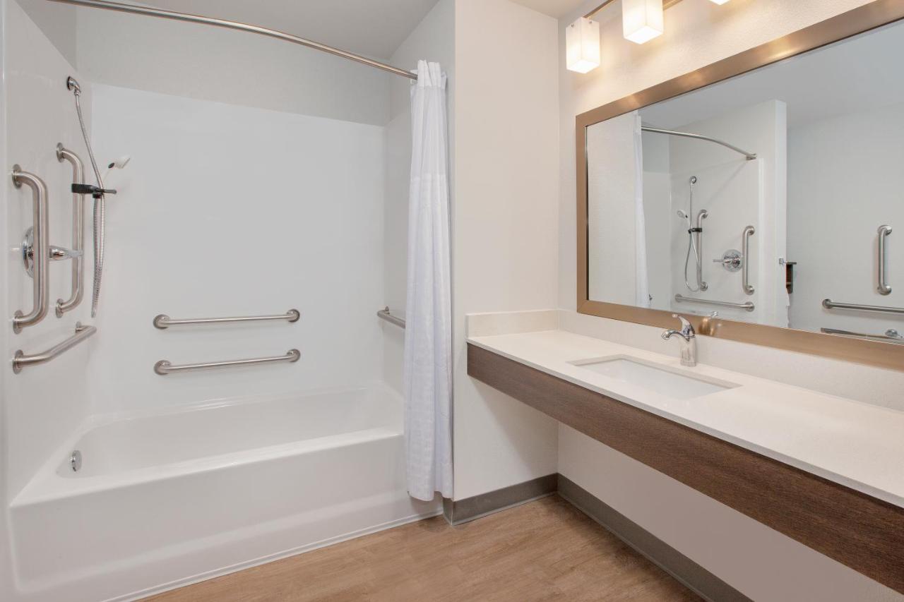 Queen Suite with Accessible Tub - Accessible/Non Smoking at WoodSpring Suites Washington DC Northeast Greenbelt