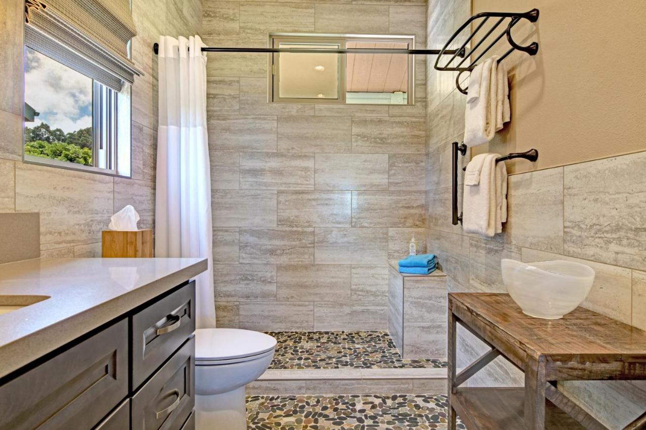 | Mahana House Country Inn