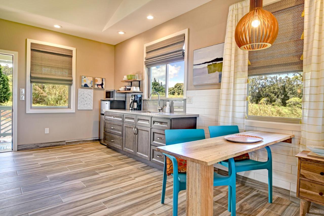 | Mahana House Country Inn
