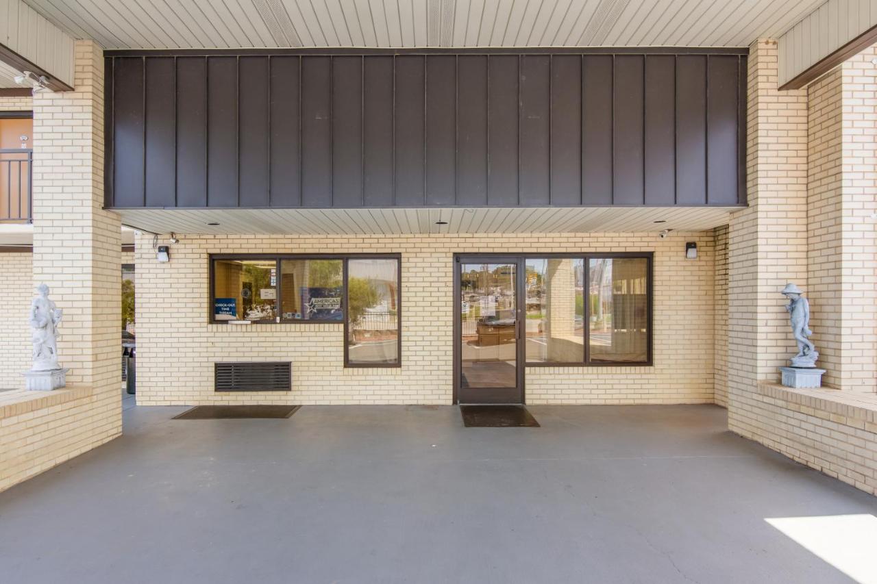 | Americas Best Value Inn Wadesboro