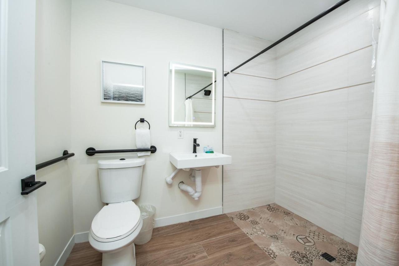 | Casey Key Resorts - Beachfront