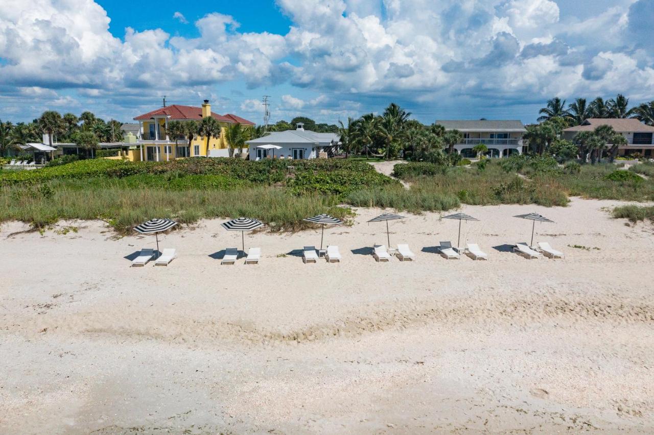 | Casey Key Resorts - Beachfront