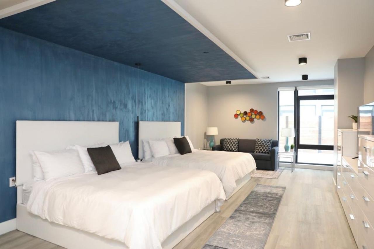 Deluxe Queen Suite with Two Queen Beds, Non-Smoking at Global Luxury Suites at The Arches
