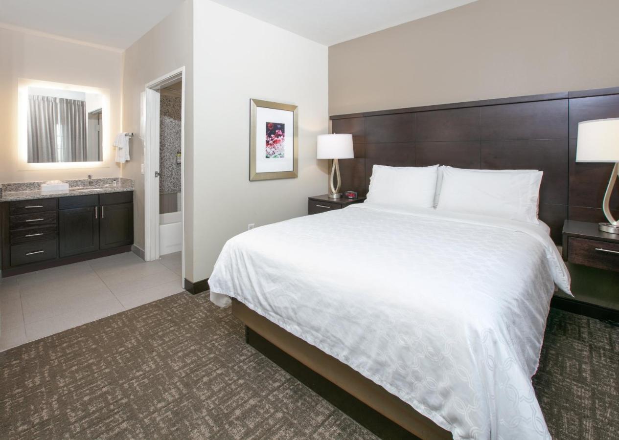 Studio King Suite with Mobility Accessible Tub - Non-Smoking at Staybridge Suites Plano - Richardson Area by IHG