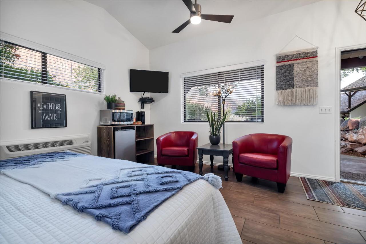 | Red Rock Inn Cottages