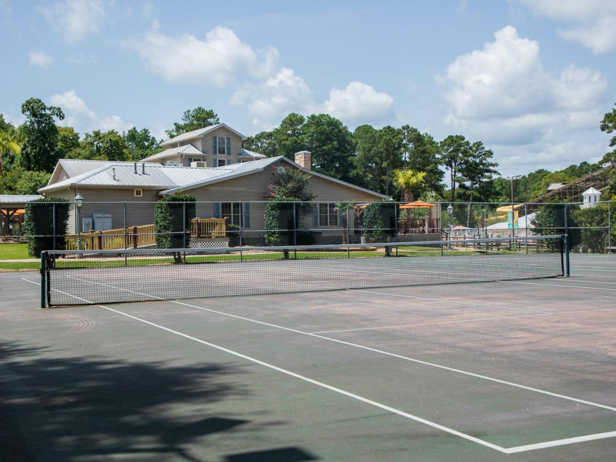 | Holiday Inn Club Vacations Villages Resort at Lake Palestine