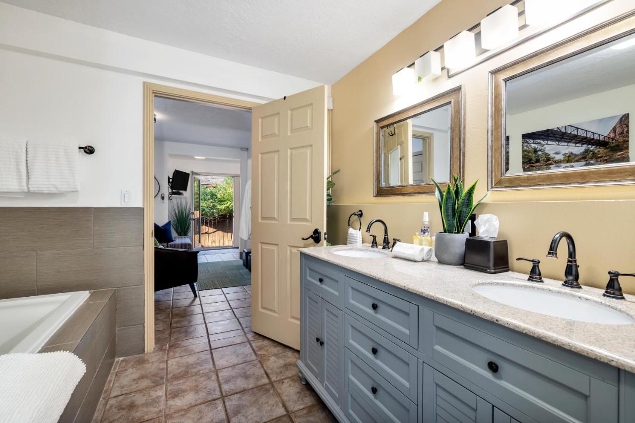 | Red Rock Inn Cottages