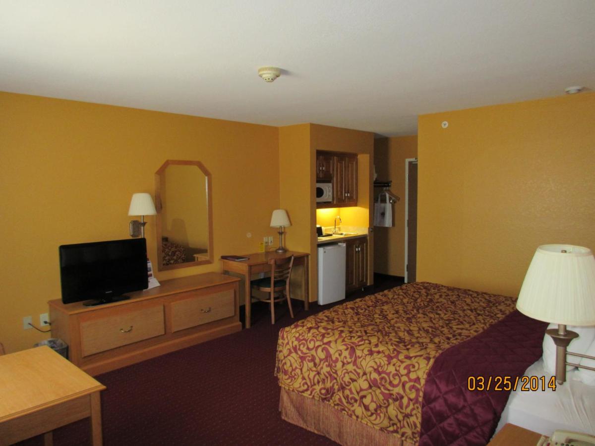 | Parkfield Inn - Warsaw