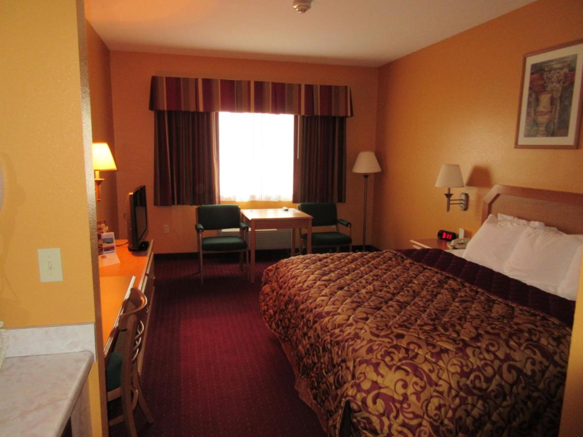 | Parkfield Inn - Warsaw