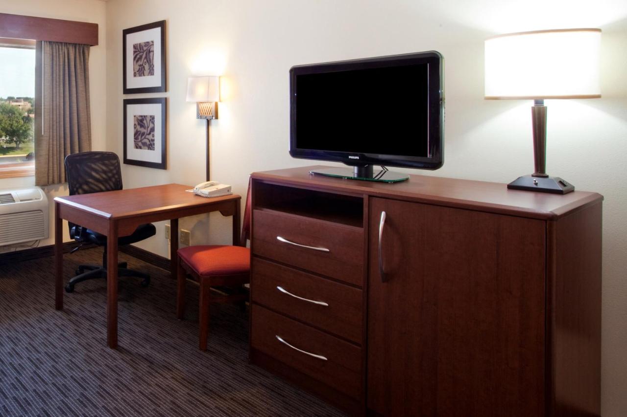 | AmericInn by Wyndham Wetmore Munising