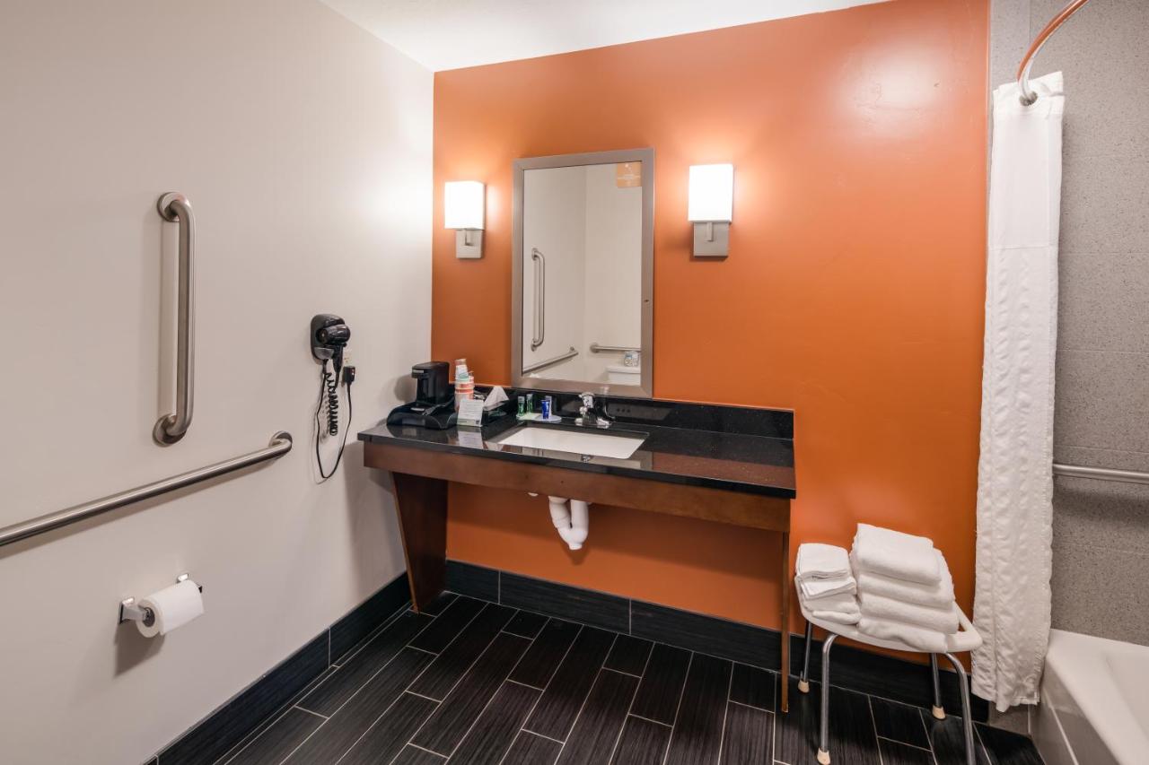 King Suite - Accessible/Non-Smoking at Sleep Inn & Suites Hurricane Zion Park Area