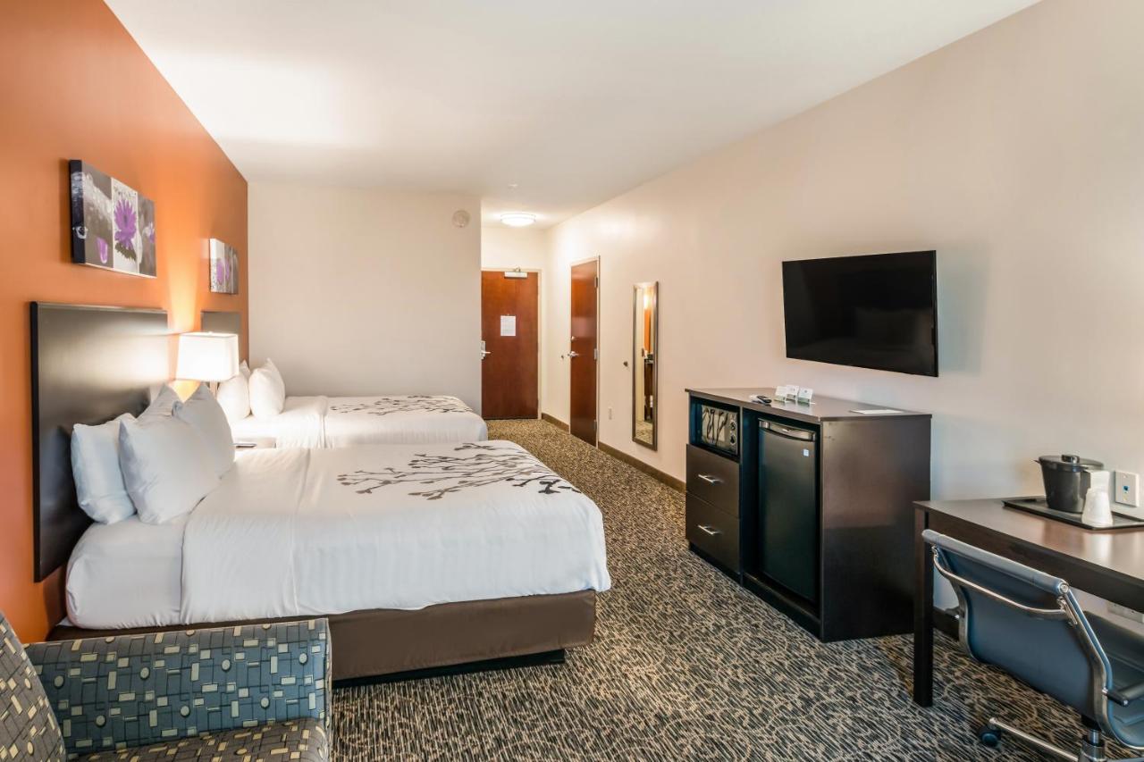 Queen Suite with Two Queen Beds and Sofa Bed - Non-Smoking at Sleep Inn & Suites Hurricane Zion Park Area