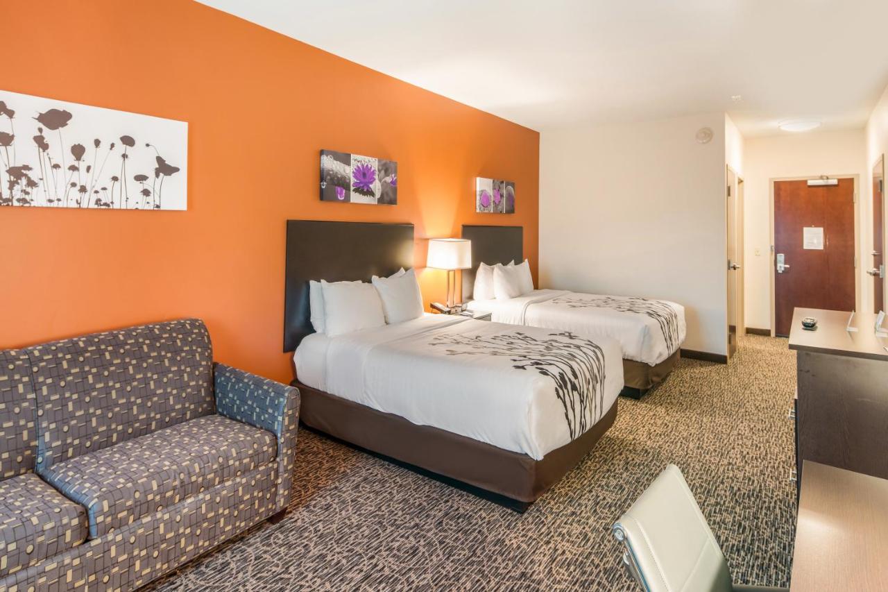 Queen Suite with Two Queen Beds and Sofa Bed - Non-Smoking at Sleep Inn & Suites Hurricane Zion Park Area