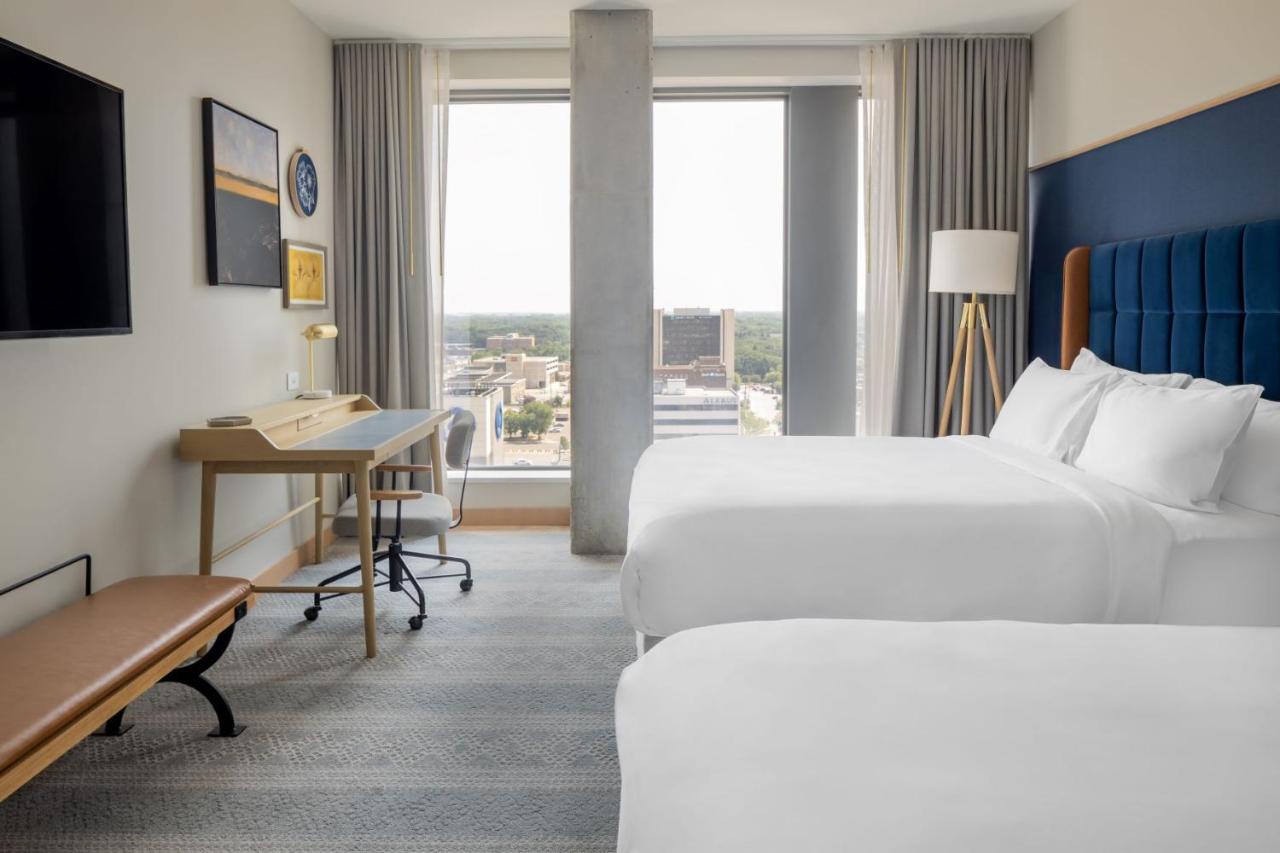 Standard Queen Room with Two Queen Beds at Jasper Hotel