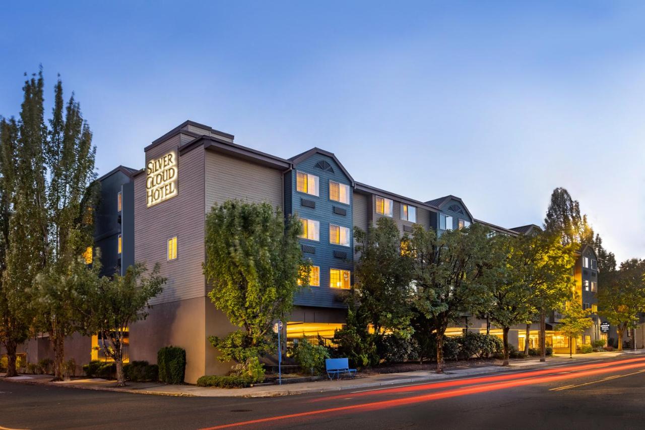 | Silver Cloud Hotel - Portland