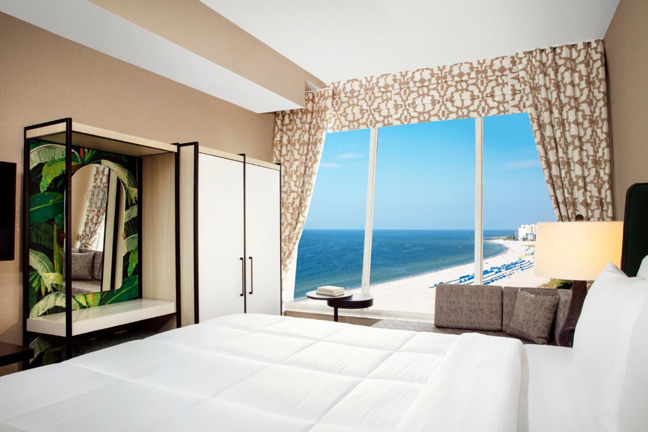 | Bellwether Beach Resort