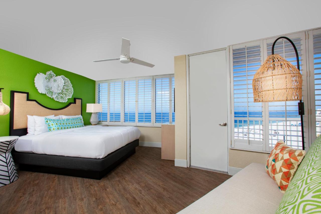 | Bellwether Beach Resort