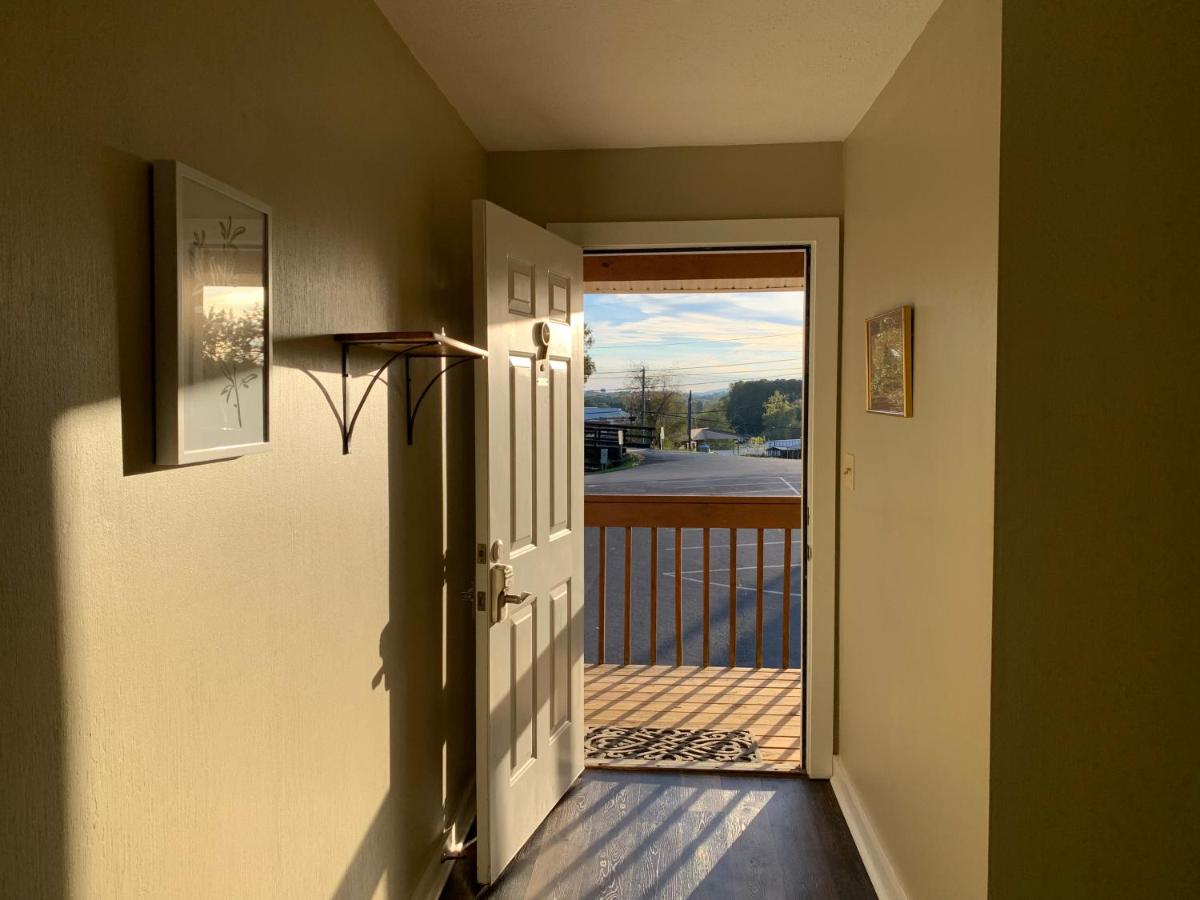 Junior Suite with Balcony at Woodbridge Inn & Tavern