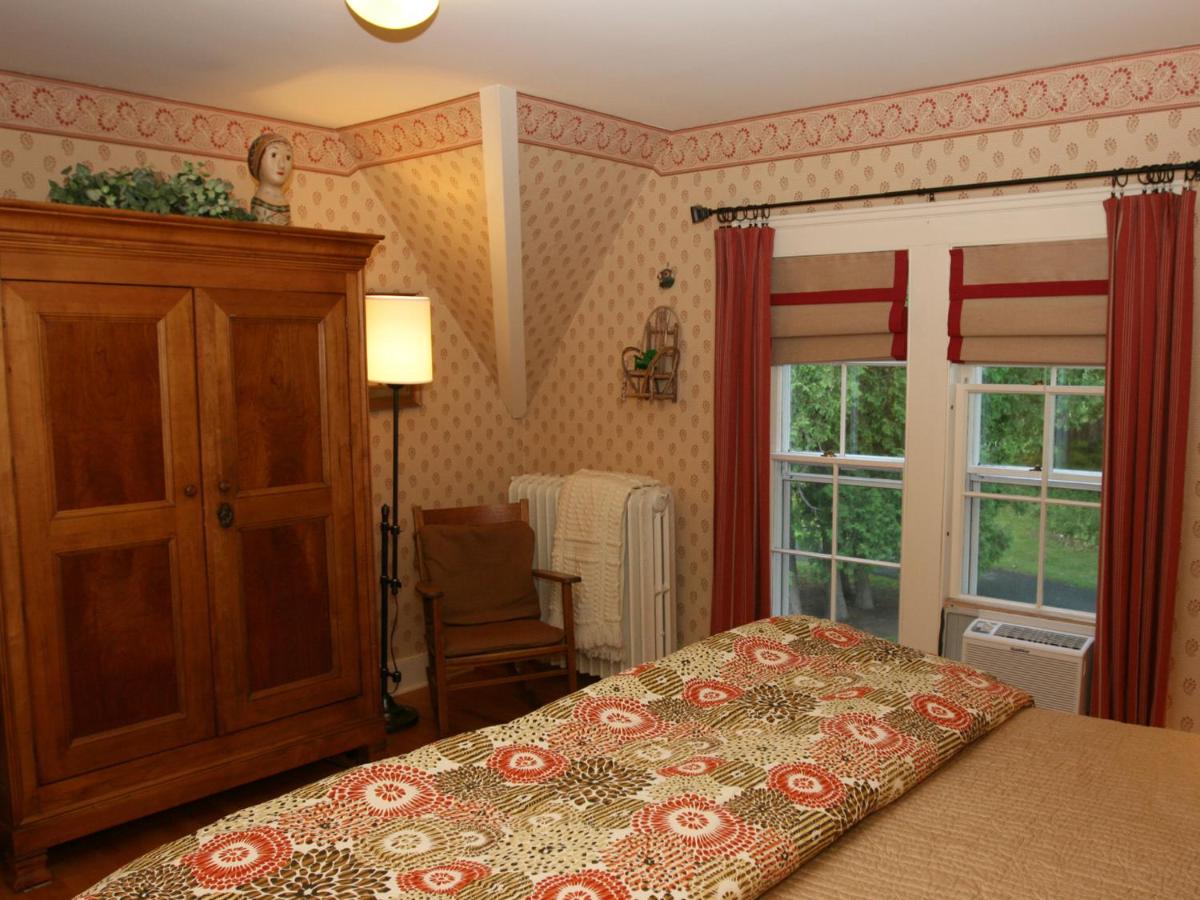  | DreamHouse Country Inn