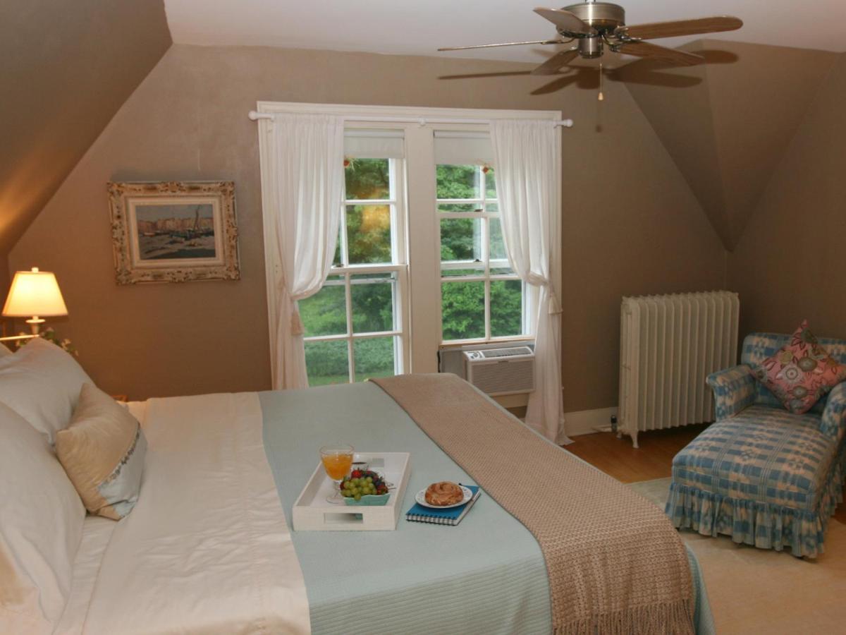  | DreamHouse Country Inn