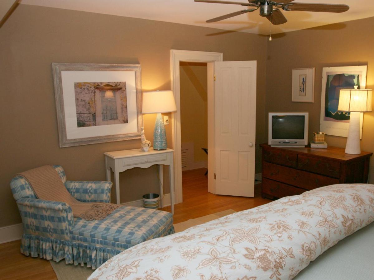  | DreamHouse Country Inn