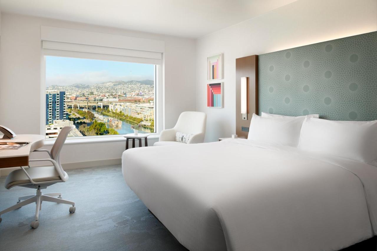 Superior King Room at LUMA Hotel San Francisco
