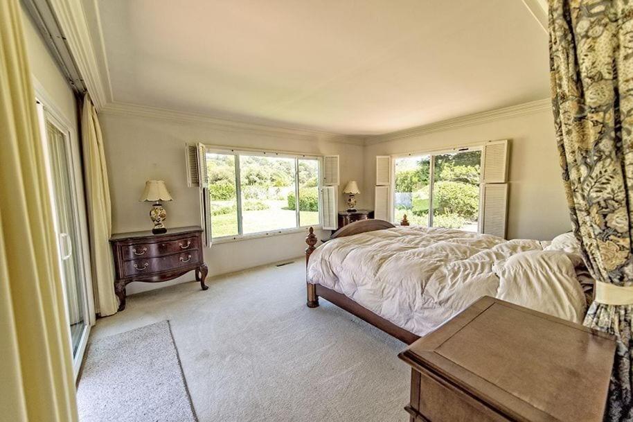 | Exclusive Hope Ranch With Private Ocean Beach Access W/Pool