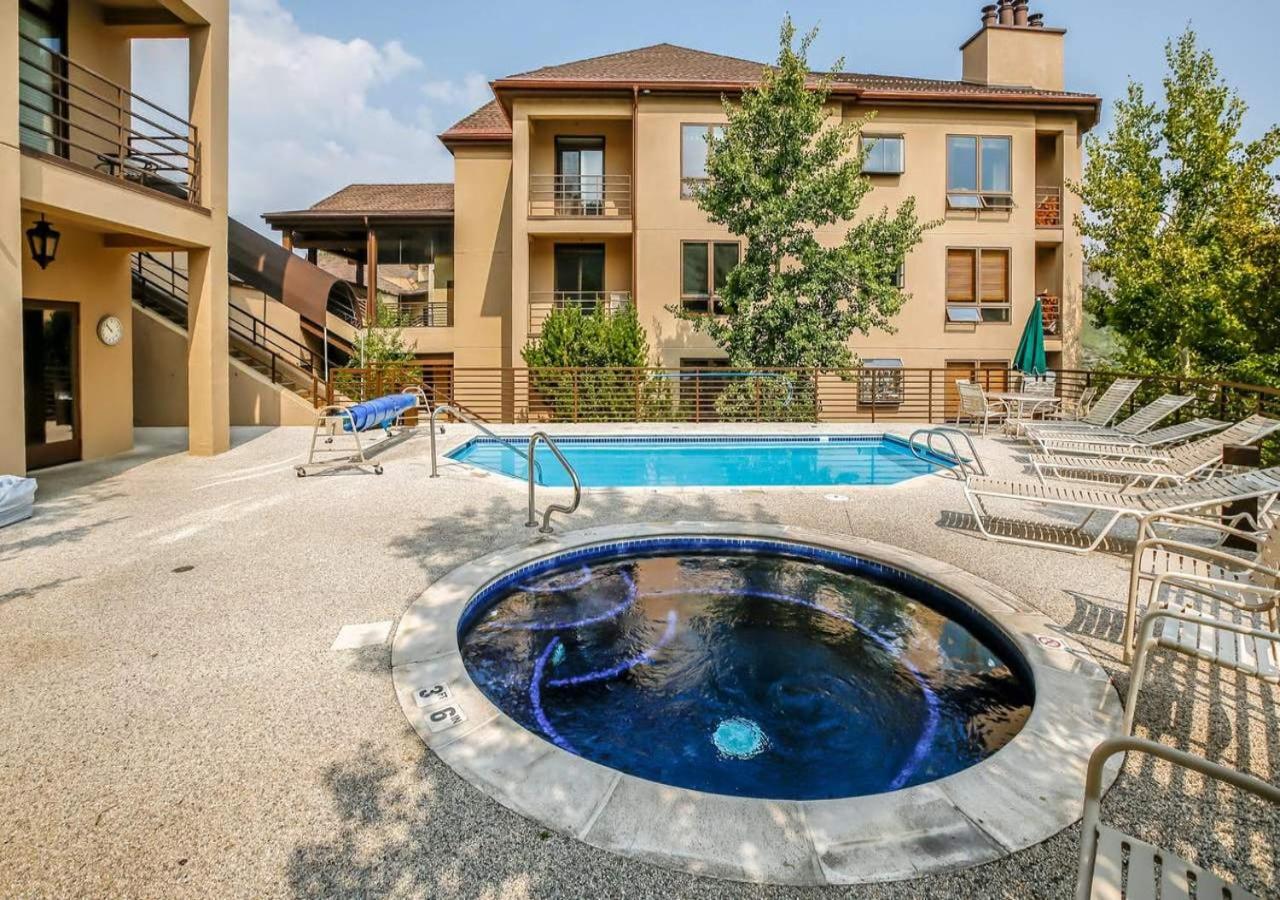  | Chamonix Condominiums by TO