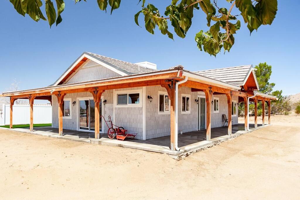| Private Gated Ranch on 5 Acres, modern and secure