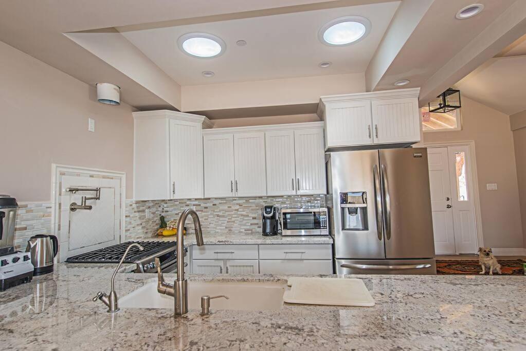  | Private Gated Ranch on 5 Acres, modern and secure