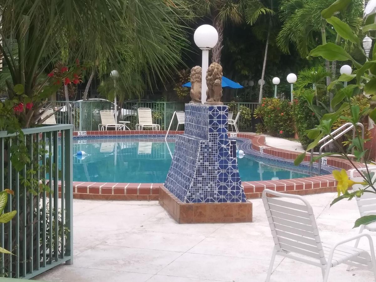  | Hotel Chateaubleau