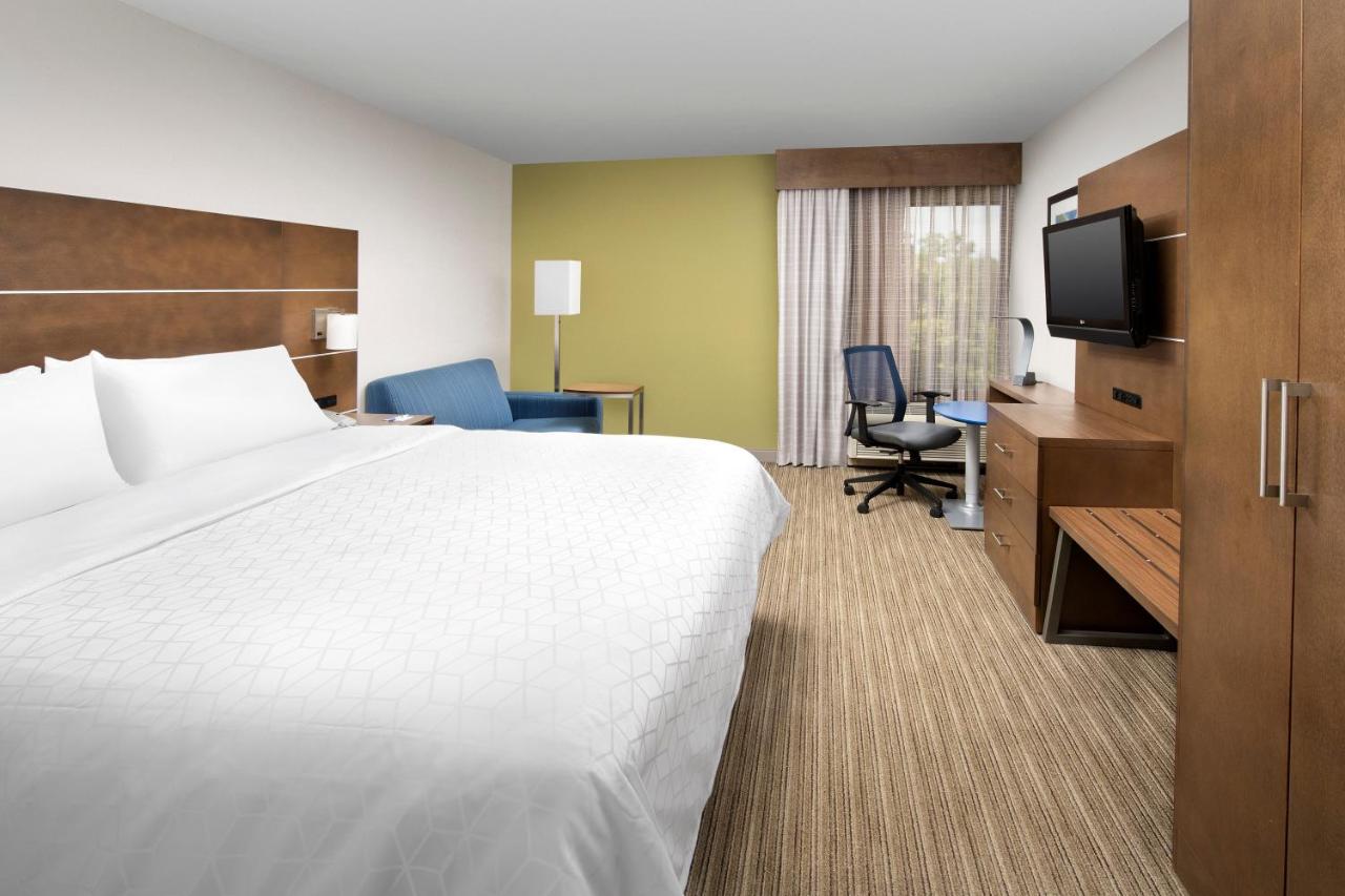  | Holiday Inn Express Andover North - Lawrence, an IHG Hotel