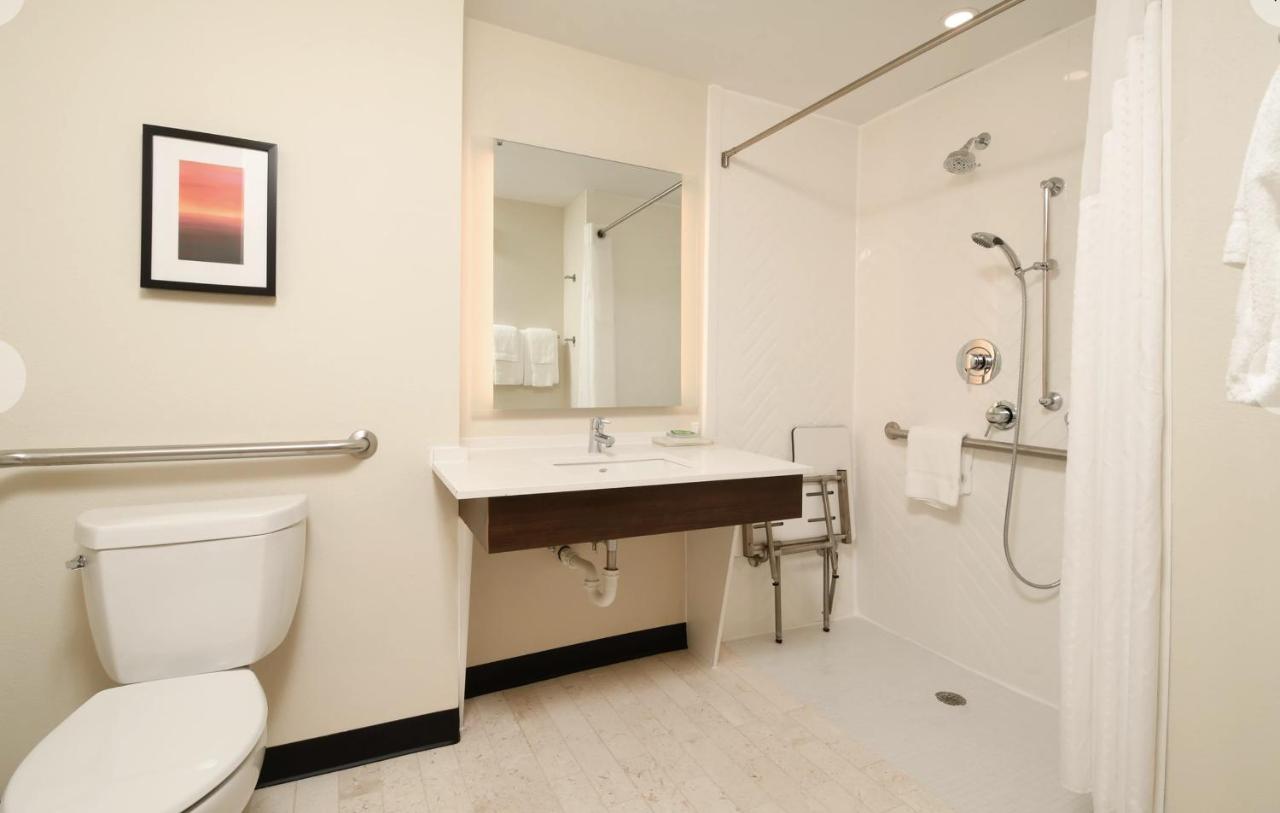 | Holiday Inn Fredericksburg - Conference Center, an IHG Hotel