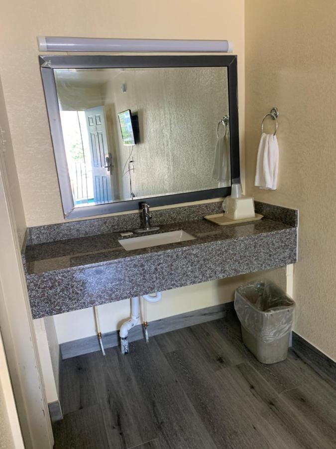  | Green Garden Inn