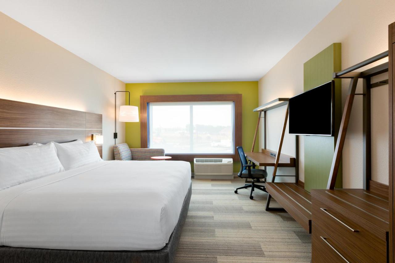 Leisure King Room - Non-Smoking at Holiday Inn Express & Suites Prosser - Yakima Valley Wine by IHG