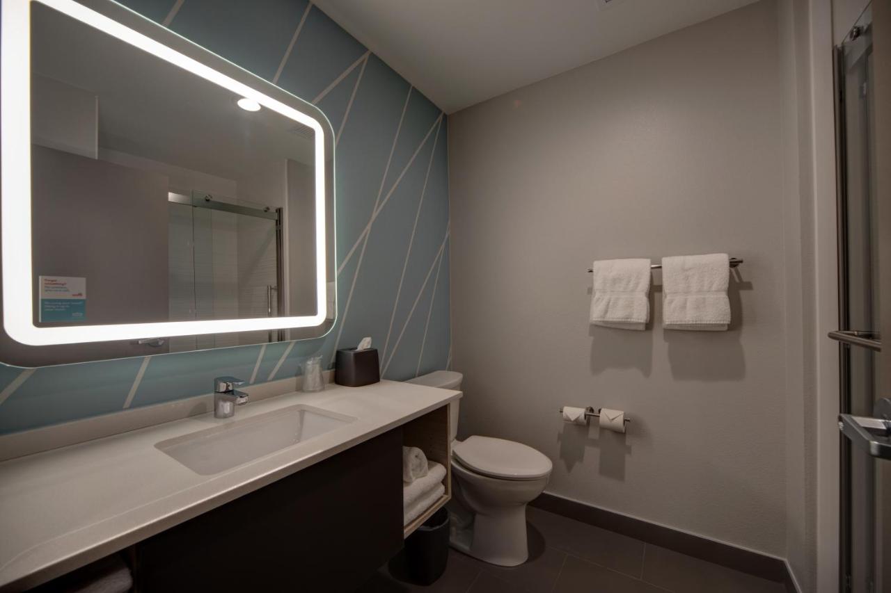 | Avid hotels - Oklahoma City - Yukon, an IHG Hotel