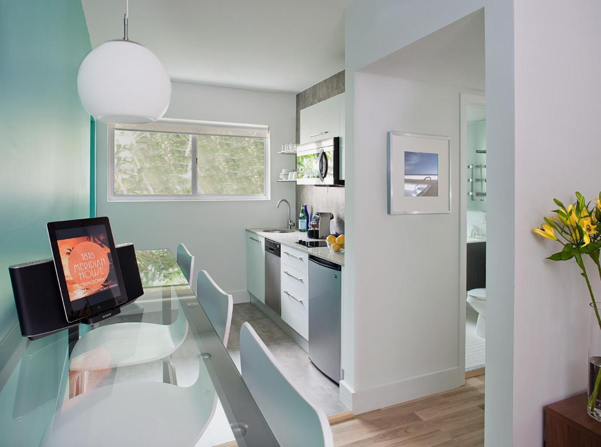 One-Bedroom Apartment with Queen Bed at 1818 Meridian House Apartments and Suites by Eskape Collection