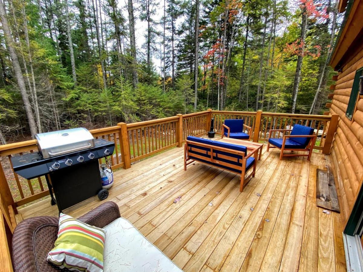 | Brand New Log Home Well appointed, great location with AC, wifi, cable, fireplace, firepit