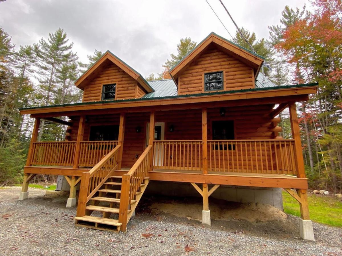 | Brand New Log Home Well appointed, great location with AC, wifi, cable, fireplace, firepit