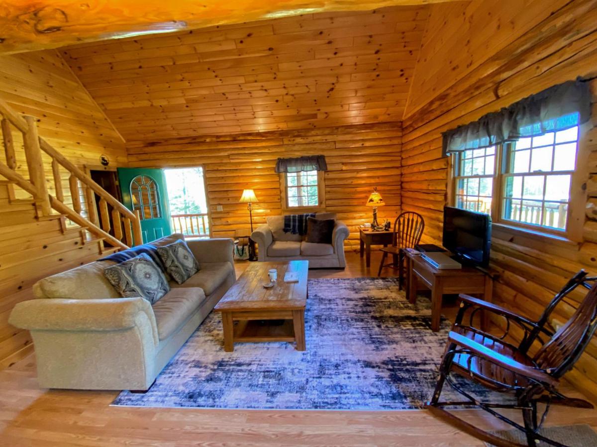 | NEW Log cabin in the heart of the White Mountains - close to Bretton Woods, Cannon, Franconia