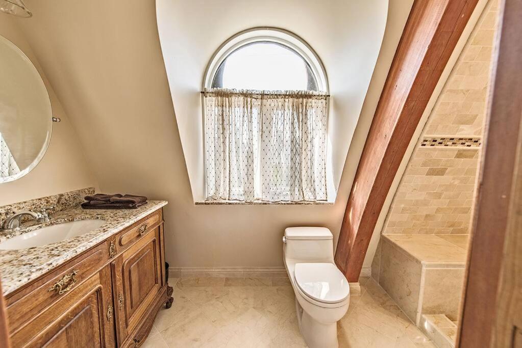 | European Elegance Ocean Bluffs