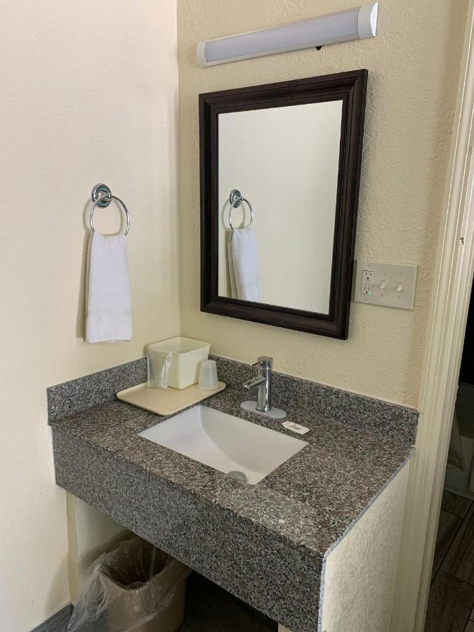  | Green Garden Inn