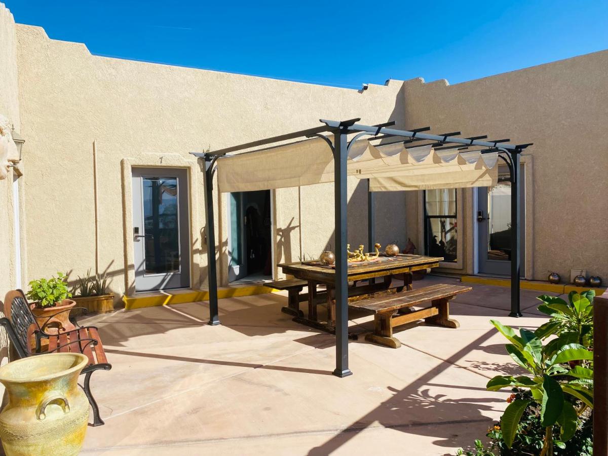 Deluxe Double Studio at Mi Kasa Hot Springs 420, Adults only, Clothing Optional