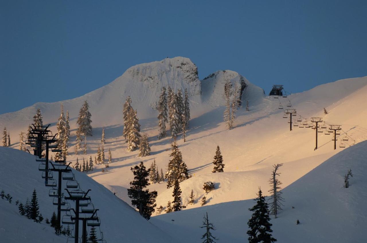 Donner Lake Village