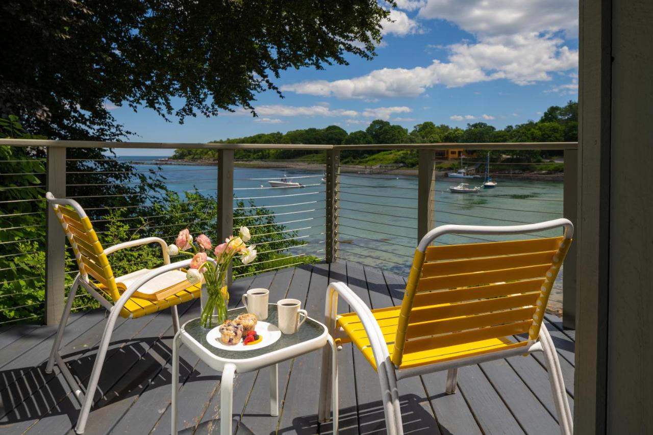 | Dockside Guest Quarters